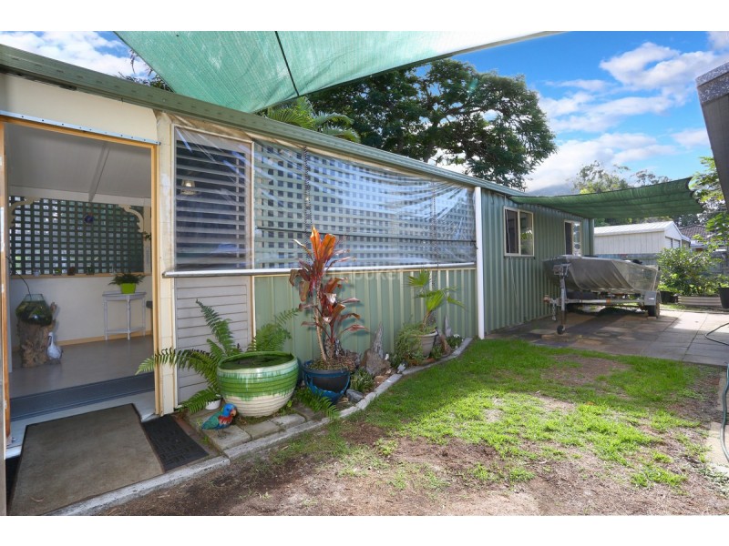 14 Nalkari Street, Coombabah QLD 4216