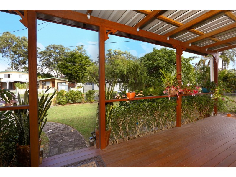 14 Nalkari Street, Coombabah QLD 4216