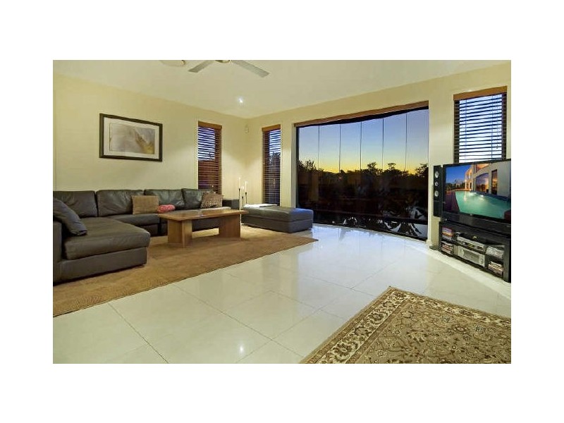 Hope Island QLD 4212