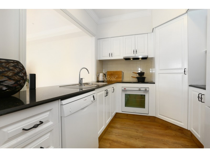 16/14 Pendraat Parade, Hope Island QLD 4212