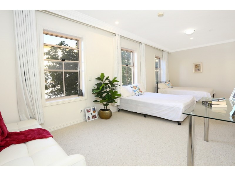 16/14 Pendraat Parade, Hope Island QLD 4212