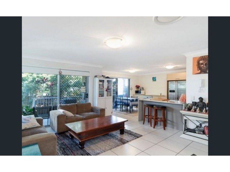 4/446 Pine Ridge Road, Coombabah QLD 4216