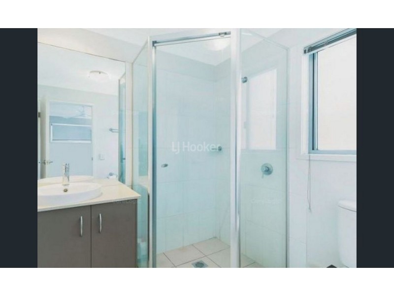 4/446 Pine Ridge Road, Coombabah QLD 4216