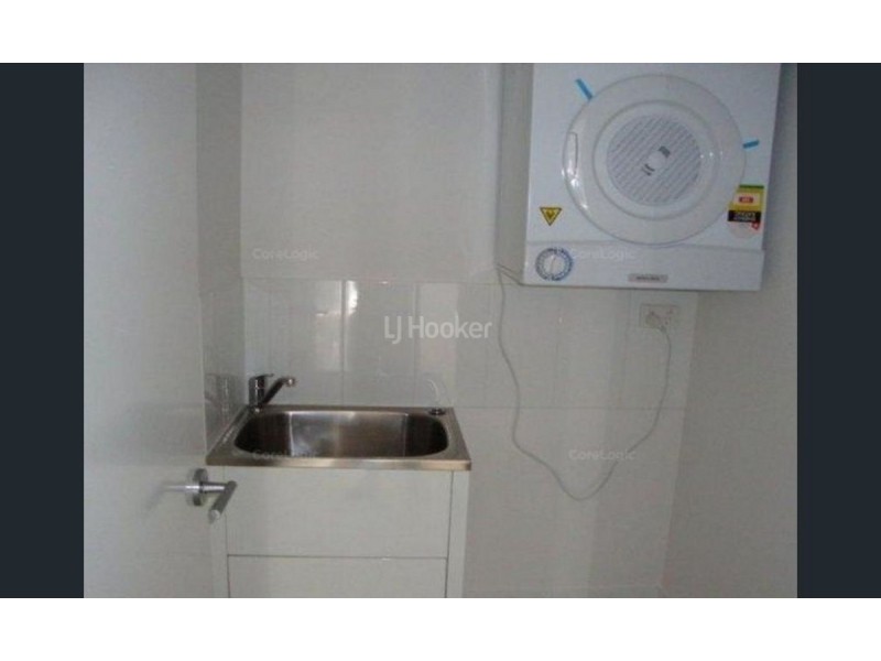 4/446 Pine Ridge Road, Coombabah QLD 4216