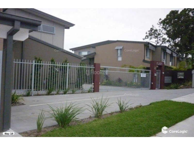 4/446 Pine Ridge Road, Coombabah QLD 4216