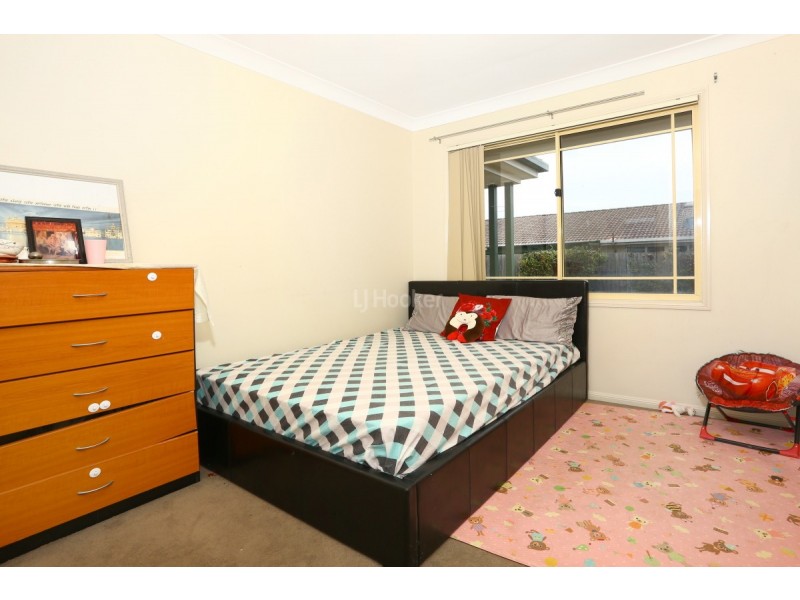 2/423 Oxley Drive, Runaway Bay QLD 4216