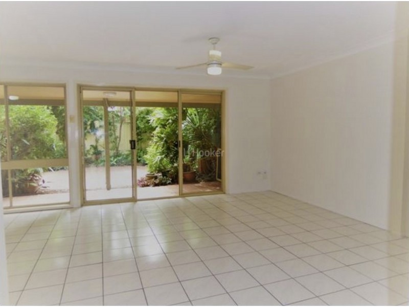 4/469 Pine Ridge Road, Runaway Bay QLD 4216