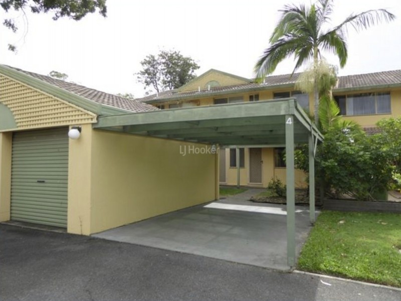 4/469 Pine Ridge Road, Runaway Bay QLD 4216