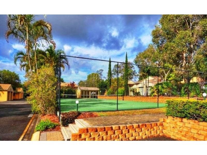 4/469 Pine Ridge Road, Runaway Bay QLD 4216