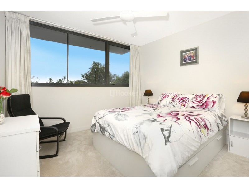 6304/323 Bayview Street, Hollywell QLD 4216