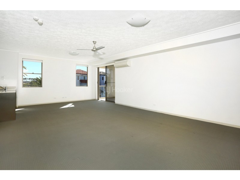 921/66 Sickle Avenue, Hope Island QLD 4212