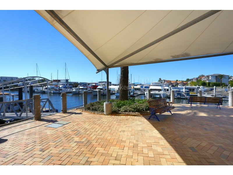 921/66 Sickle Avenue, Hope Island QLD 4212