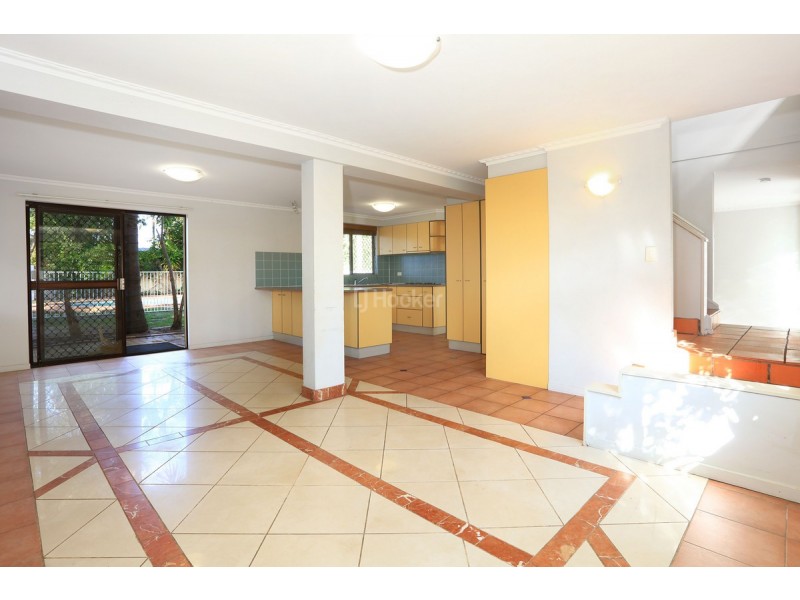 157 Bayview Street, Runaway Bay QLD 4216