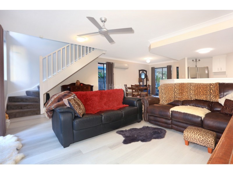 271/125 Hansford Road, Coombabah QLD 4216