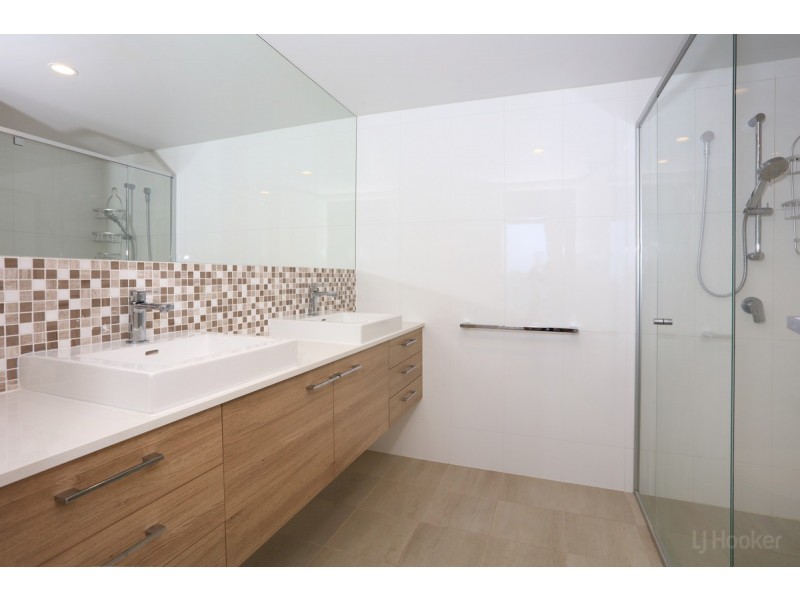 63/93 Sheehan Avenue, Hope Island QLD 4212