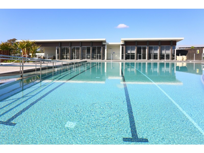 63/93 Sheehan Avenue, Hope Island QLD 4212