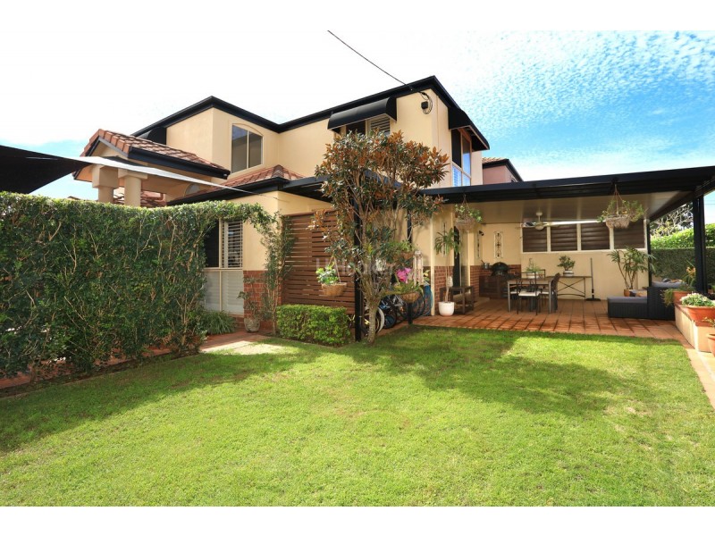 1/51 Markham Avenue, Runaway Bay QLD 4216