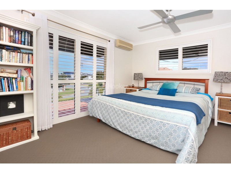 1/51 Markham Avenue, Runaway Bay QLD 4216