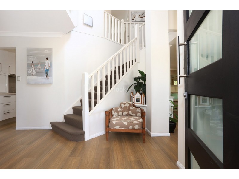 1/51 Markham Avenue, Runaway Bay QLD 4216