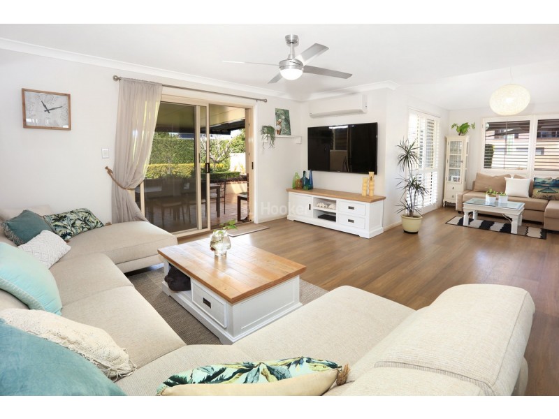 1/51 Markham Avenue, Runaway Bay QLD 4216