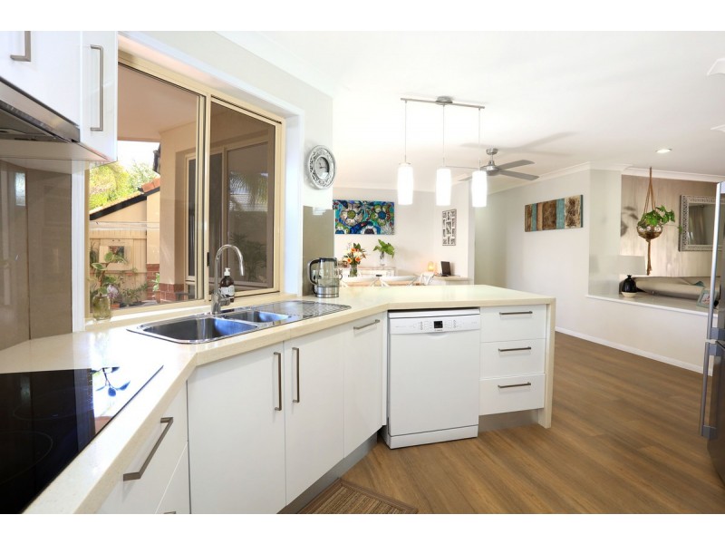 1/51 Markham Avenue, Runaway Bay QLD 4216