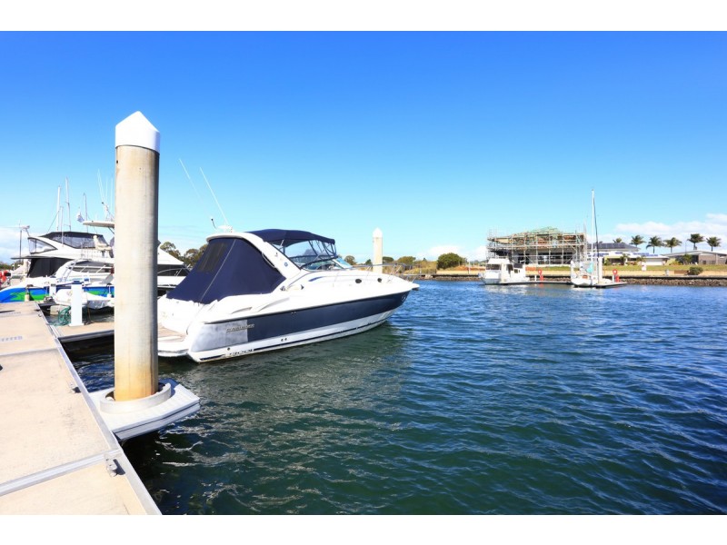 1 Harbour Rise, Hope Island QLD 4212