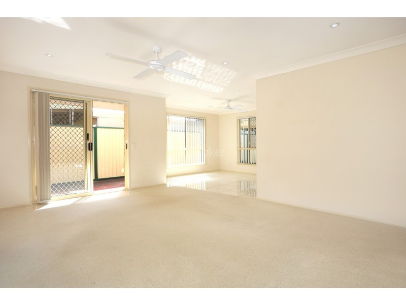 89 Numbat Court, Coombabah QLD 4216