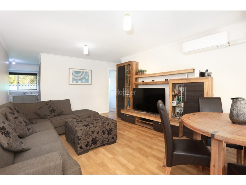 2/13 Hentdale Court, Labrador QLD 4215