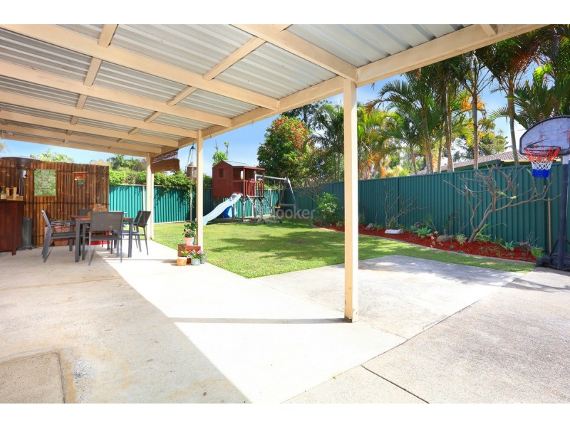 2/13 Hentdale Court, Labrador QLD 4215