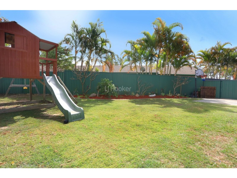 2/13 Hentdale Court, Labrador QLD 4215