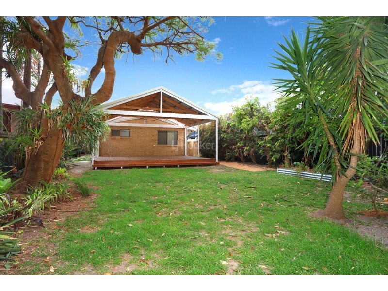 65 Nalkari Street, Coombabah QLD 4216