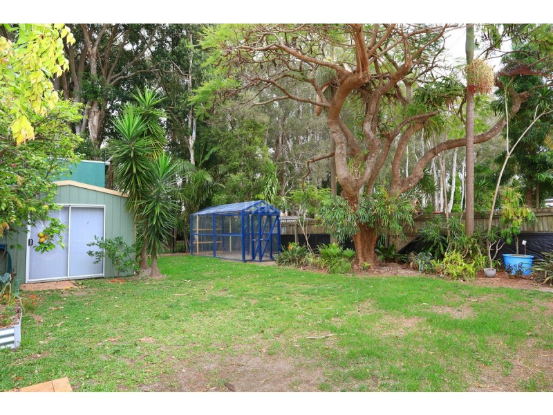 65 Nalkari Street, Coombabah QLD 4216