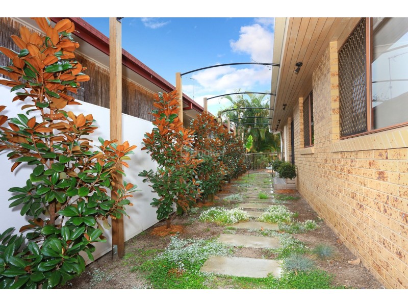 65 Nalkari Street, Coombabah QLD 4216