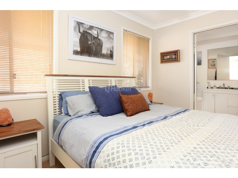 8 Leonardo Circuit, Coombabah QLD 4216
