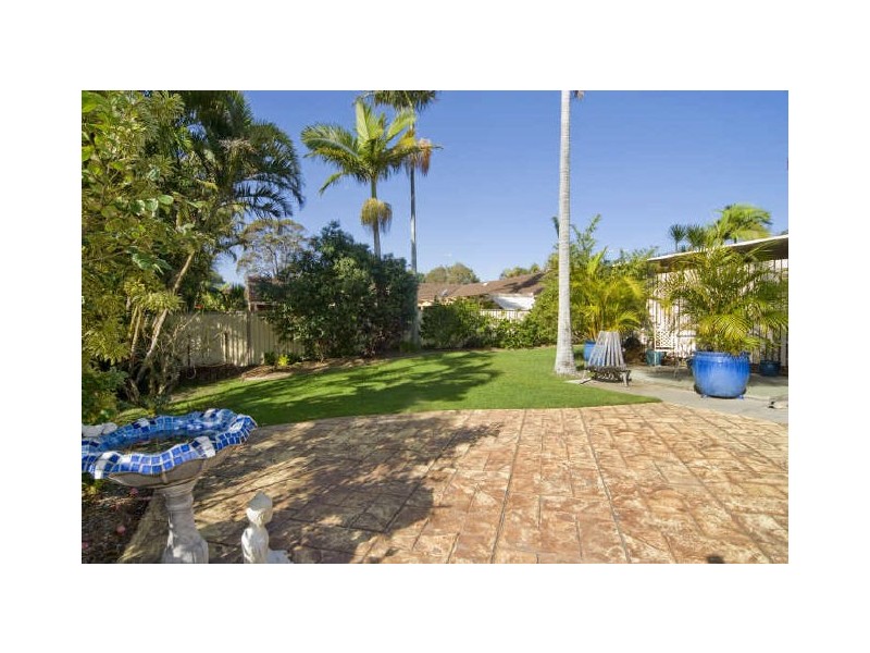 Hollywell QLD 4216