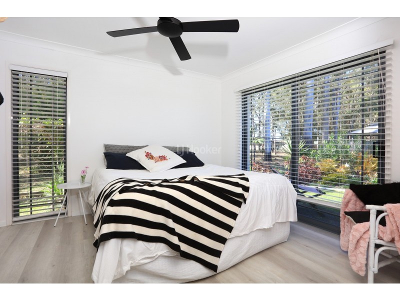 8 Zac Avenue, Coombabah QLD 4216