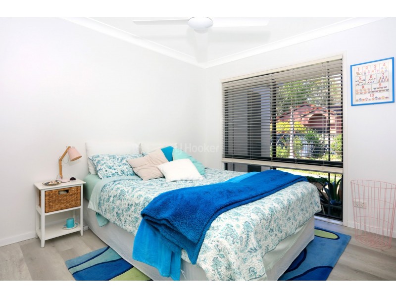 8 Zac Avenue, Coombabah QLD 4216