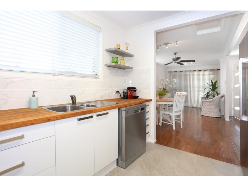 31 Nalkari Street, Coombabah QLD 4216