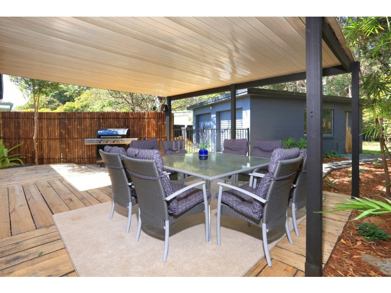 31 Nalkari Street, Coombabah QLD 4216