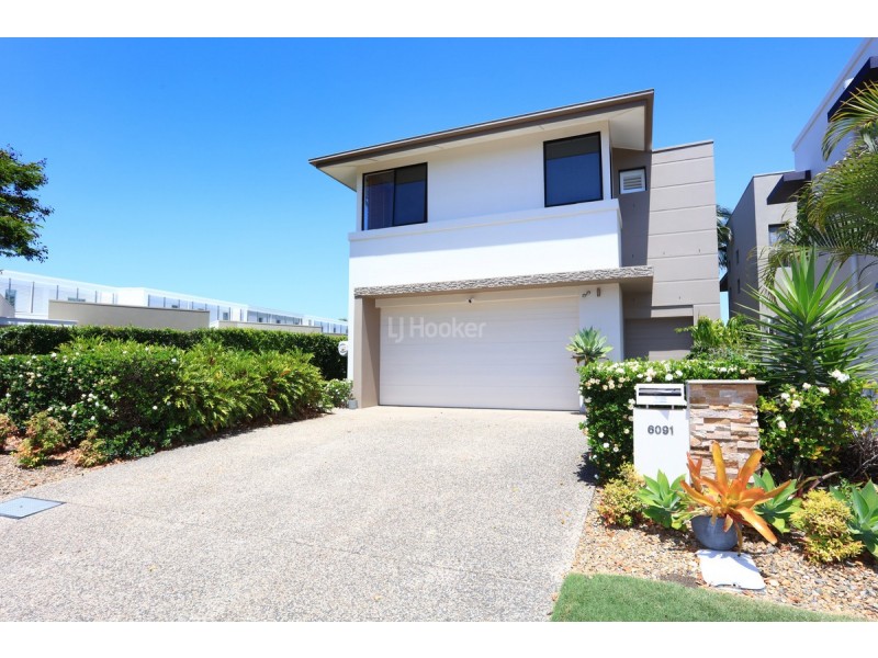 6091 Lugano Drive, Hope Island QLD 4212