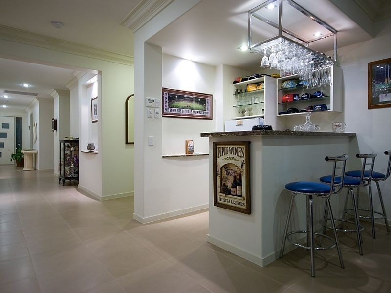 26 Seaspray Street, Paradise Point QLD 4216