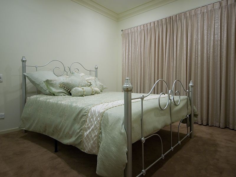 26 Seaspray Street, Paradise Point QLD 4216
