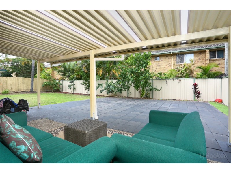 2/423 Oxley Drive, Runaway Bay QLD 4216