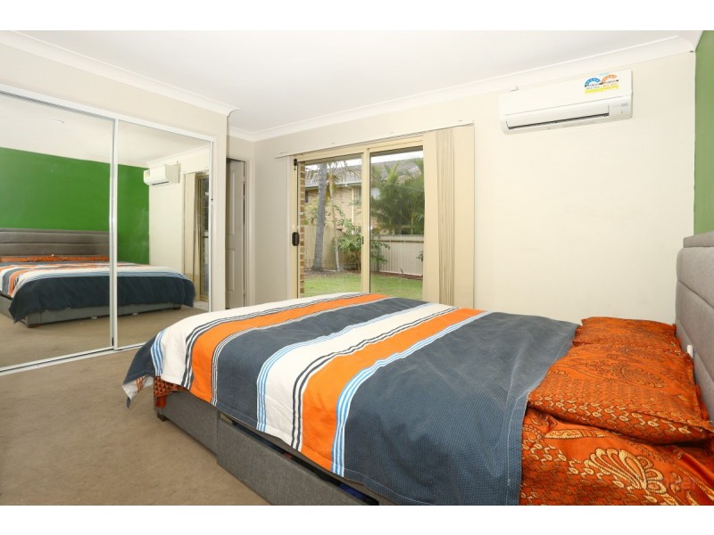 2/423 Oxley Drive, Runaway Bay QLD 4216