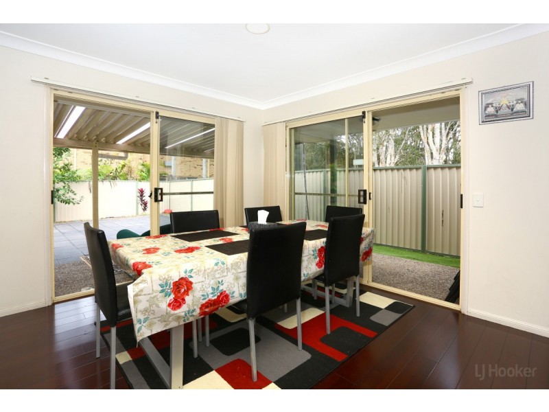 2/423 Oxley Drive, Runaway Bay QLD 4216