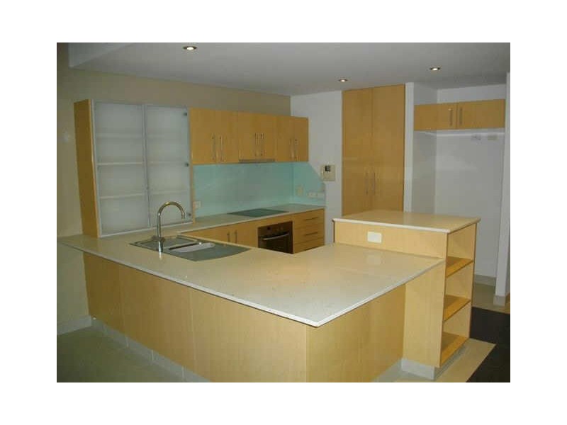 4/27-29 Madang Crescent, Runaway Bay QLD 4216