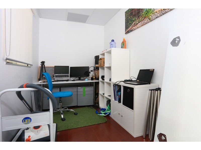 4203/2 Sunset Avenue, Paradise Point QLD 4216