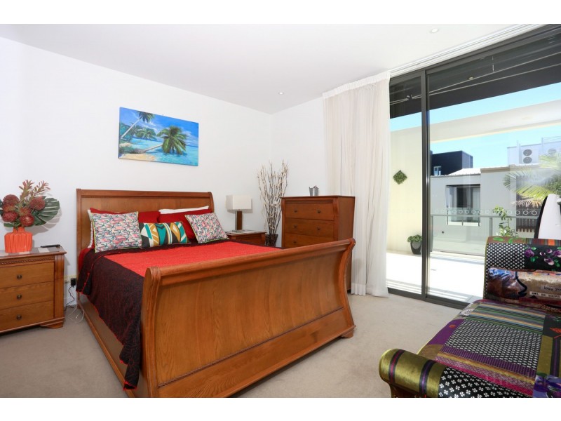 4203/2 Sunset Avenue, Paradise Point QLD 4216