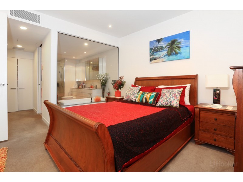 4203/2 Sunset Avenue, Paradise Point QLD 4216