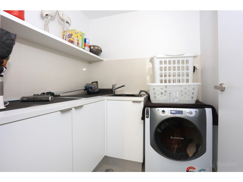 4203/2 Sunset Avenue, Paradise Point QLD 4216